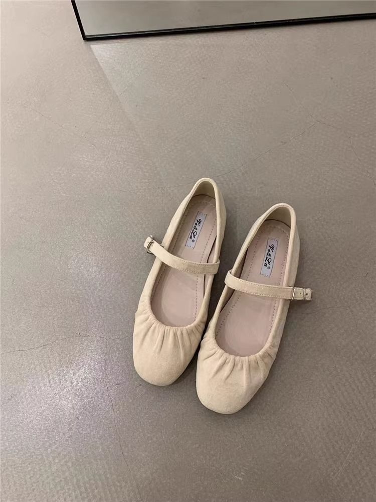 Gentle Fairy Style Mary Jane For Women 2025 New French Elegant Pleated Round Toe Shallow Mouth Flat Ballet Shoes_vogvips.com