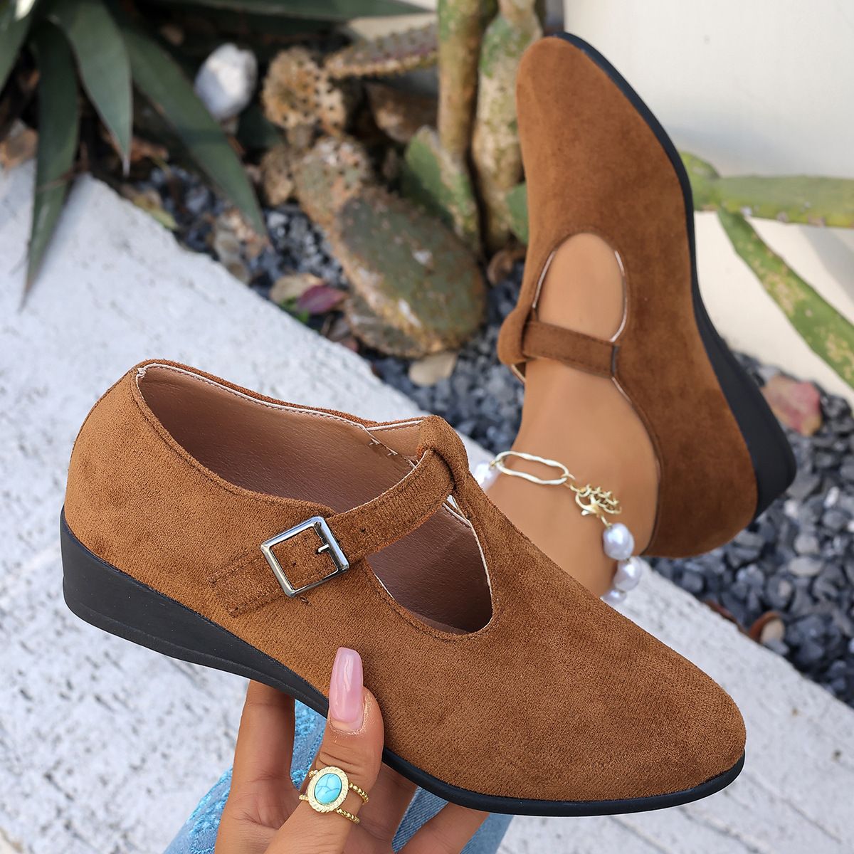 Women's Spring Plus Size Suede Wedge Heel Shoes Hollow Out Retro Style New Fashion_vogvips.com