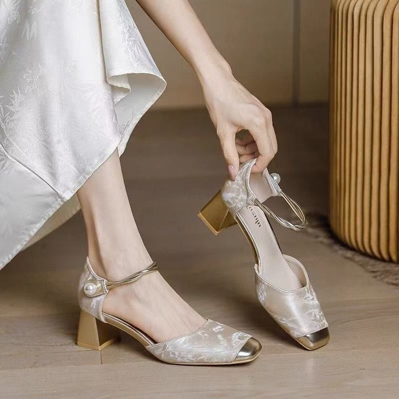 MTX Square High Heels Women, Hollow Bridesmaid Wedding New Chinese National Style Cheongsam Single Shoes, Chunky Heel Closed_vogvips.com