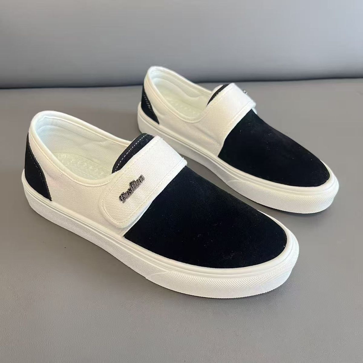 Magic Tape Casual Versatile 2025 New Style Men's Slip-On Canvas Shoes Fashion Trendy Sneakers For Students_vogvips.com