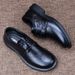 Men's 2026 New Model Breathable Retro Flat Casual Business Fashionable Versatile Men's Leather Shoes_vogvips.com
