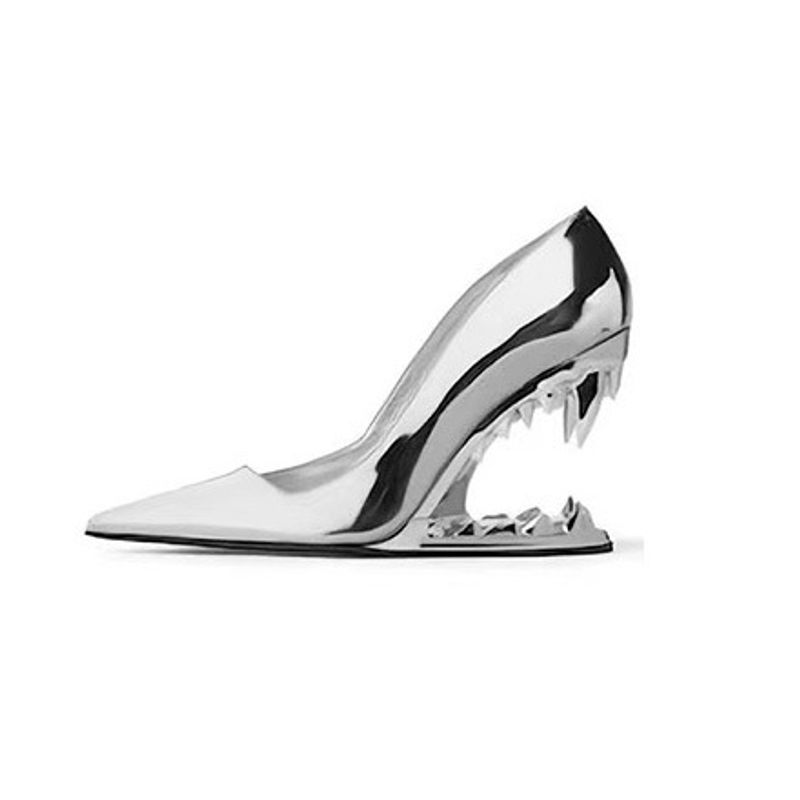 2023 New Sharp Metal Teeth, Irregular High Heels, One Step Fashion Show, Single Shoe Girl_vogvips.com