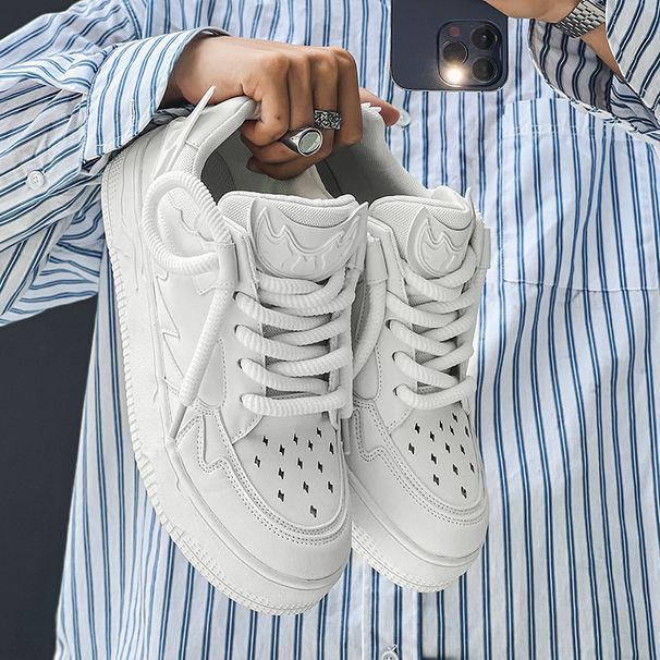 2025 New White National Trend Niche Bread Shoes Couple Style Student Sneakers Men_vogvips.com