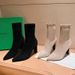 2025 Autumn Winter New Versatile Stretch Short Black Suede Chunky Heel Pointed Toe Internet Celebrity Slim Fleece-Lined_vogvips.com