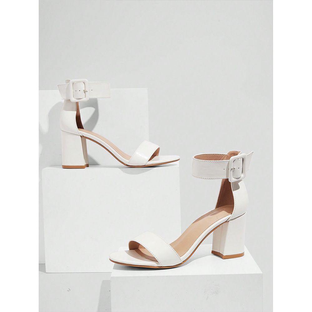 New Line With Vintage Buckle Open-toe Sandals Chunky Heels_vogvips.com
