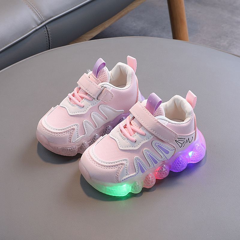 Children's Breathable Light-Up Running Shoes 2026 Spring Boys And Girls Soft Sole Non-Slip Mesh Sneakers For 1-6 Year_vogvips.com