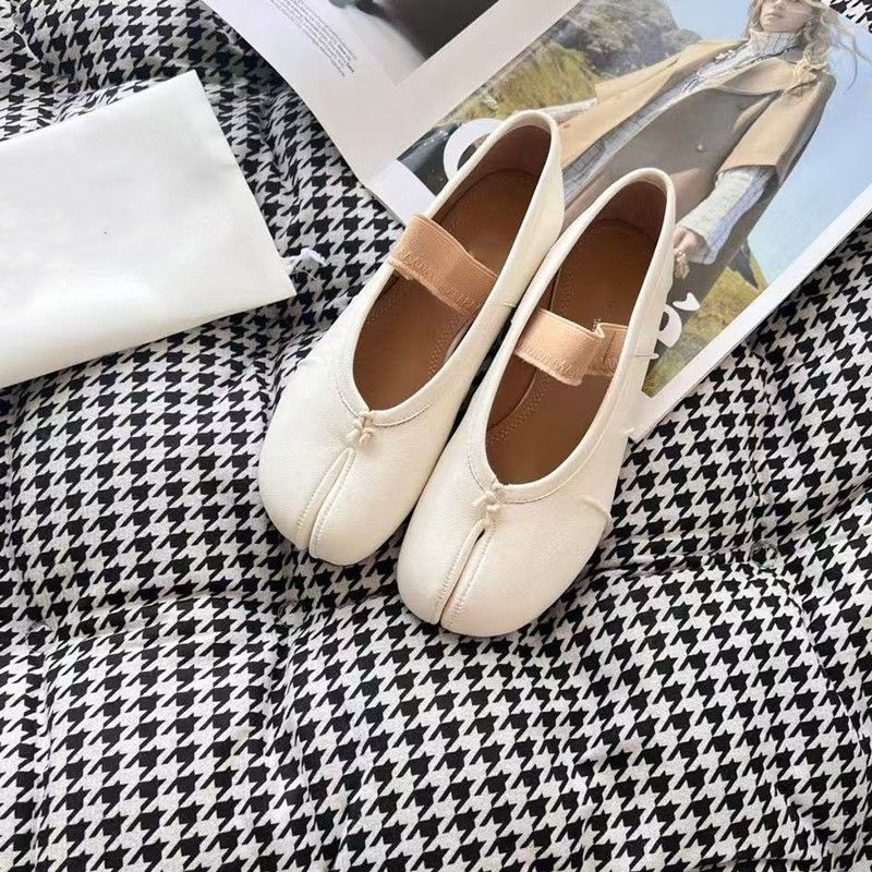 High End Split Toe Horseshoe 2025 New Tabi Elastic Ballet Shoes, Leather Shallow Mouth Flat Sole Shoes For Women_vogvips.com