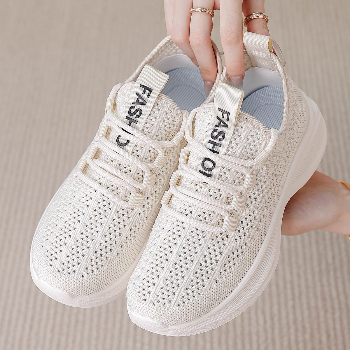 2026 Summer Trend Breathable Single Mesh Fashion Sports Casual Lightweight Comfortable Flat Soft Sole Running Shoes_vogvips.com