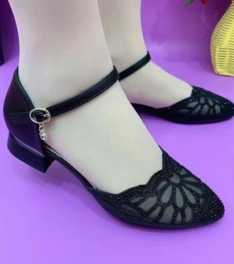 Hollow Soft Sole Medium Heel Sandals Women's Medium Heel Thick Heel Outer Wear Shallow Mouth Pointed Hollow Belt Mother Shoes_vogvips.com