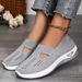 Slip-On Casual Large Size Women's Foreign Trade Single Breathable Cloth Shoes_vogvips.com