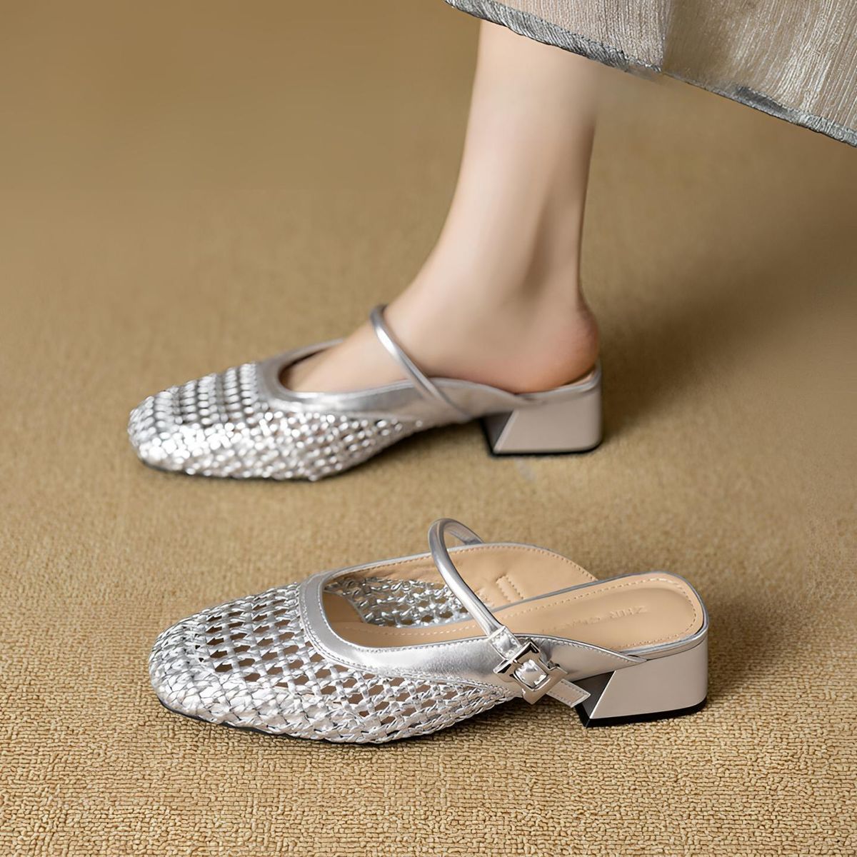 Chunky Heel Mary Jane Slippers, Women's Outdoor Wear, Hollow Out Design, Perfect For Skirts, 2026 Summer New Style Hot Selling Sandals_vogvips.com