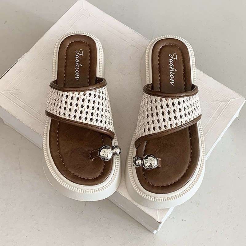 Retro Woven Flip-flops For Women, 2025 New Summer Style, Fashionable And Trendy Thick-soled Sandals To Pair With Skirts,_vogvips.com