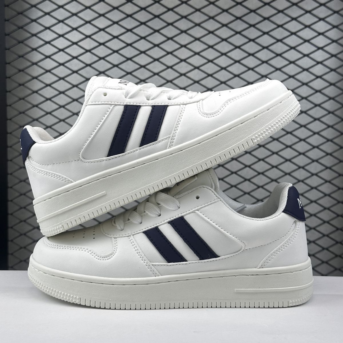 Niche Skate Couple 2024 Summer Versatile Ultra Soft Ins Casual Sports Thick Sole White Shoes_vogvips.com