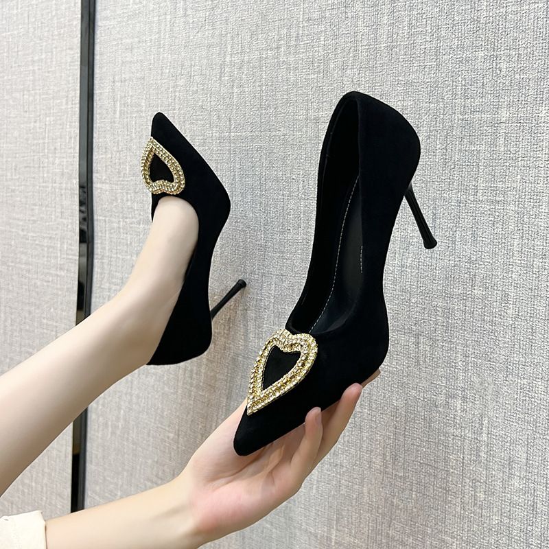 2025 Autumn New Black High Heels Women's Luxury French Pointed Love Diamond Sexy Socialite Single Shoes_vogvips.com