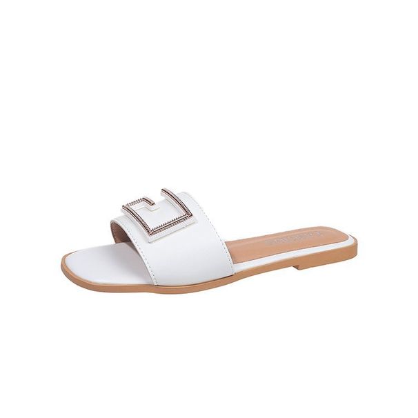 Women's Fashion Metal Buckle Round Toe Flat Sandals Summer Outdoor Wear Popular New Style_vogvips.com