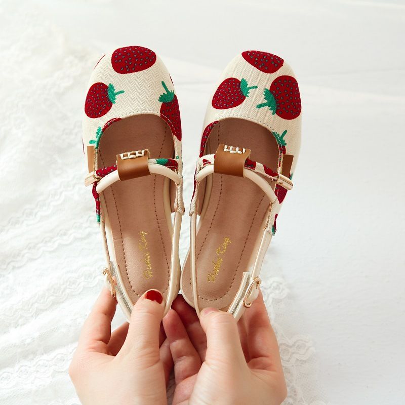 Kids' Shoes Hot Selling Ins Trendy Simple Cloth Sandals For Girls Big Kids Summer Light Soft Bottom Strawberry Cap Toe Girls Sandals_vogvips.com
