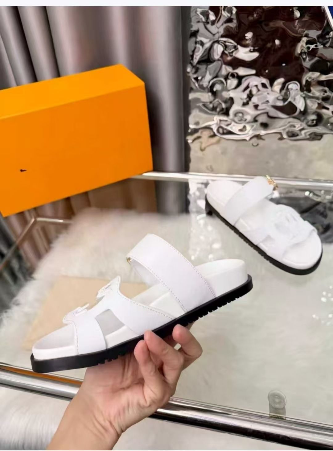 2025 Summer Top Quality New Men's Genuine Leather High-End Sandals And Slippers, Couple's Style, Outdoor Velcro Beach Shoes_vogvips.com