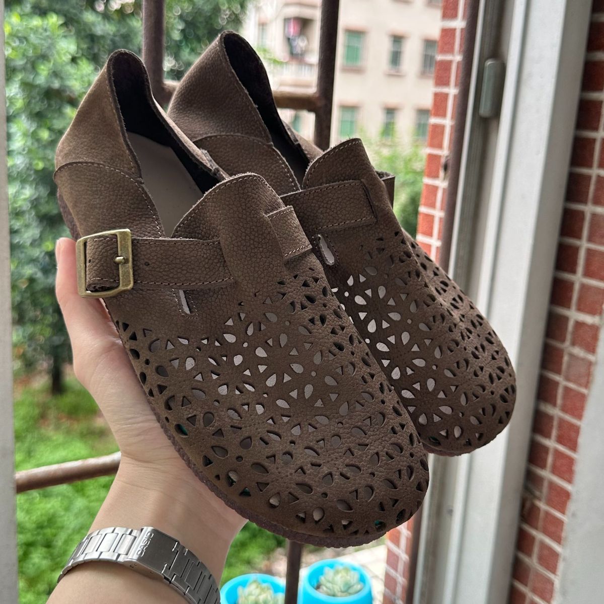 Hollow Summer Flat Sole Single Women's Genuine Leather Casual One Step Kick Shallow Mouth Grandma Shoes_vogvips.com