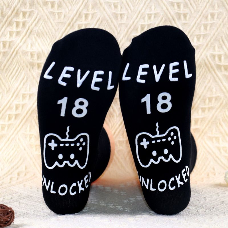 Mid-tube socks casual cotton socks Sole Creative letter non-slip adhesive floor socks game socks_vogvips.com