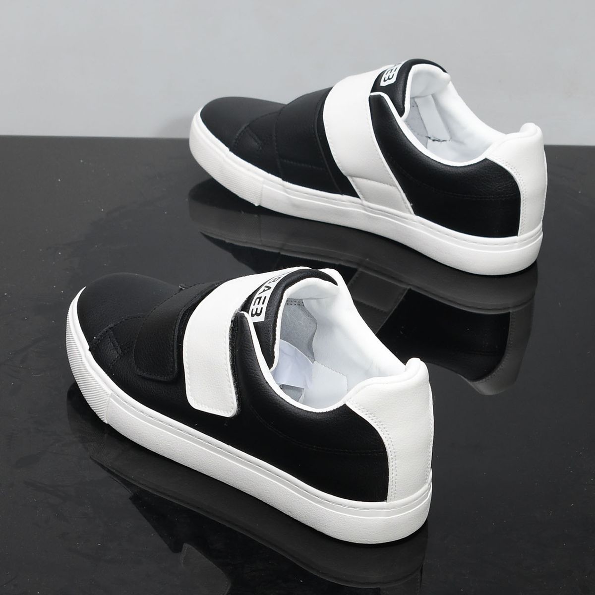Men's Velcro Strap Training Shoes, Summer Leather Breathable Soft Sole Lightweight White Sneakers, Retro Couple Sneakers_vogvips.com