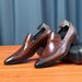 British Style Pair Men, Made Of Genuine Leather Pointed Tips, Suitable For Business Casual Wear, With One Foot On_vogvips.com