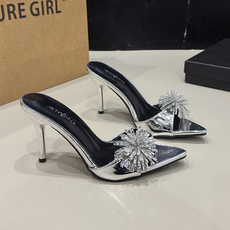 Floral Decorated Women's Summer Outdoor Slippers 2026 New High-Heeled Square-Toed Sandals Paired With Skirts For A_vogvips.com