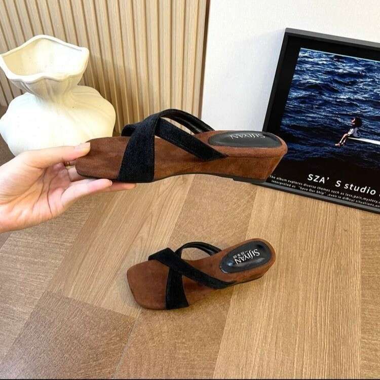 Sandals Women Slippers Summer Leisure Fashion Flexible Breathable Lightweight Beach Shock Absorption Luxury Shoes_vogvips.com