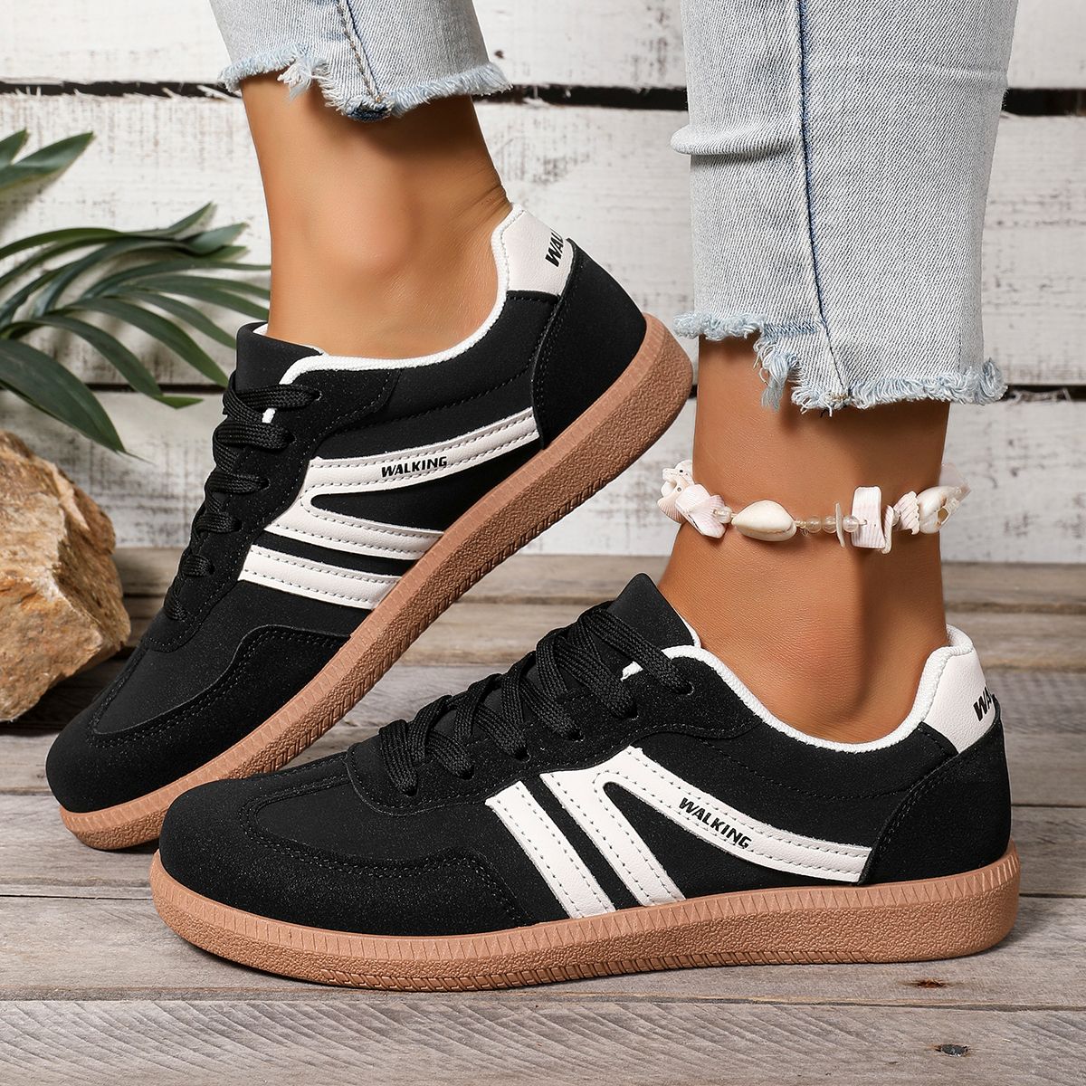 2025 Spring New Luxury Flat Loafers Comfortable Slip On Soft Female Sneakers Lightweight Outdoor Shoes For Women_vogvips.com