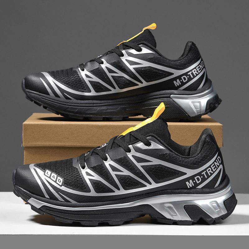 Women Minimalist And Mens White Mesh Outdoor Hiking Shoes With Black Graphic Print_vogvips.com
