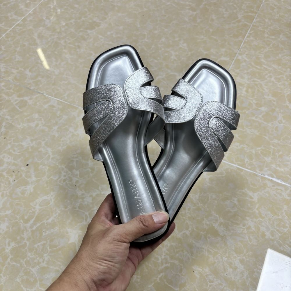 Flat Bottomed Hollow Out Fashionable Casual Women's Slippers_vogvips.com