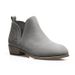 Solid color back hollowed out British small short boots female pointed head thick heel fashion boots_vogvips.com