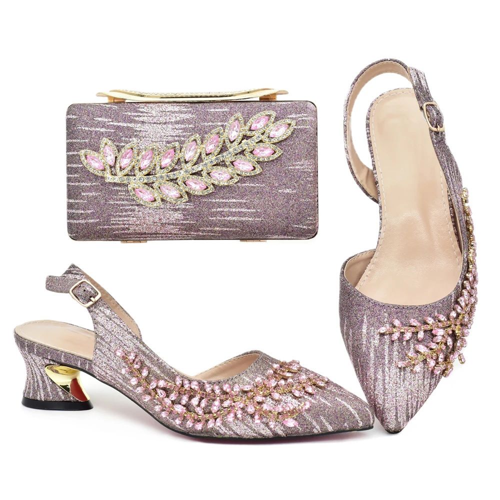 Pointy mid-heel sandals with leaf decoration hand bag dinner bag shoes bag set fashion everything_vogvips.com