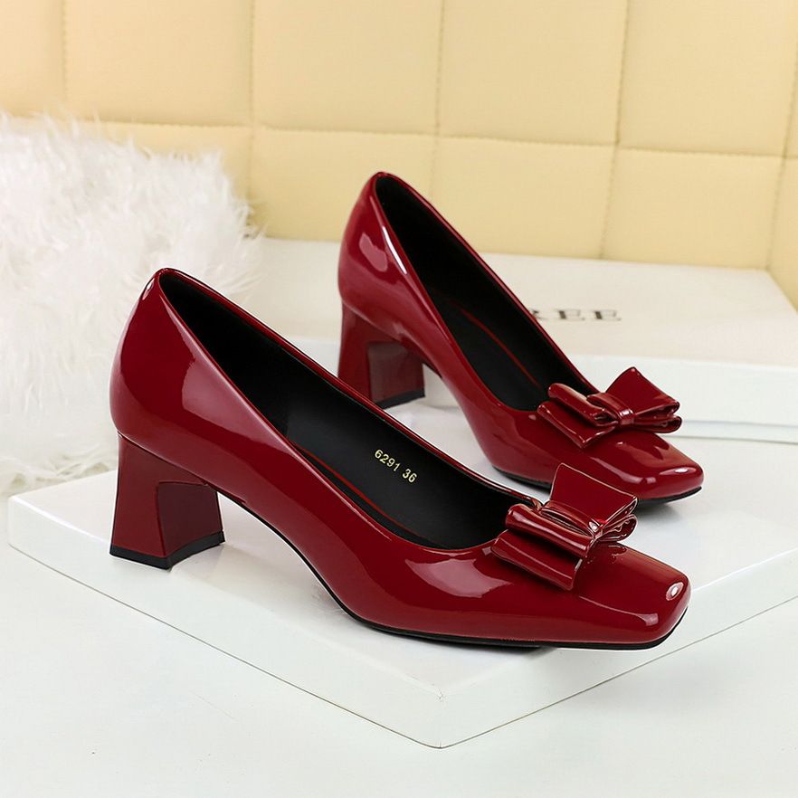 Square Head Bow Shallow Mouth Single Shoes Patent Leather Thick Heel Comfortable Women's Shoes_vogvips.com