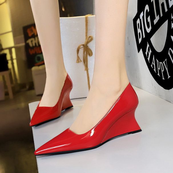 2905-1 Fashion Banquet Women's High Shallow Mouth Pointed Lacquer Leather Single Shoes Slope Heels_vogvips.com