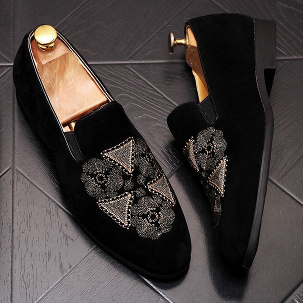 New Luxury Fashion Men Pointed Suede Embroidery Slip On Casual Oxford Shoes Wedding Groom Driving Homecoming Business Footwear_vogvips.com