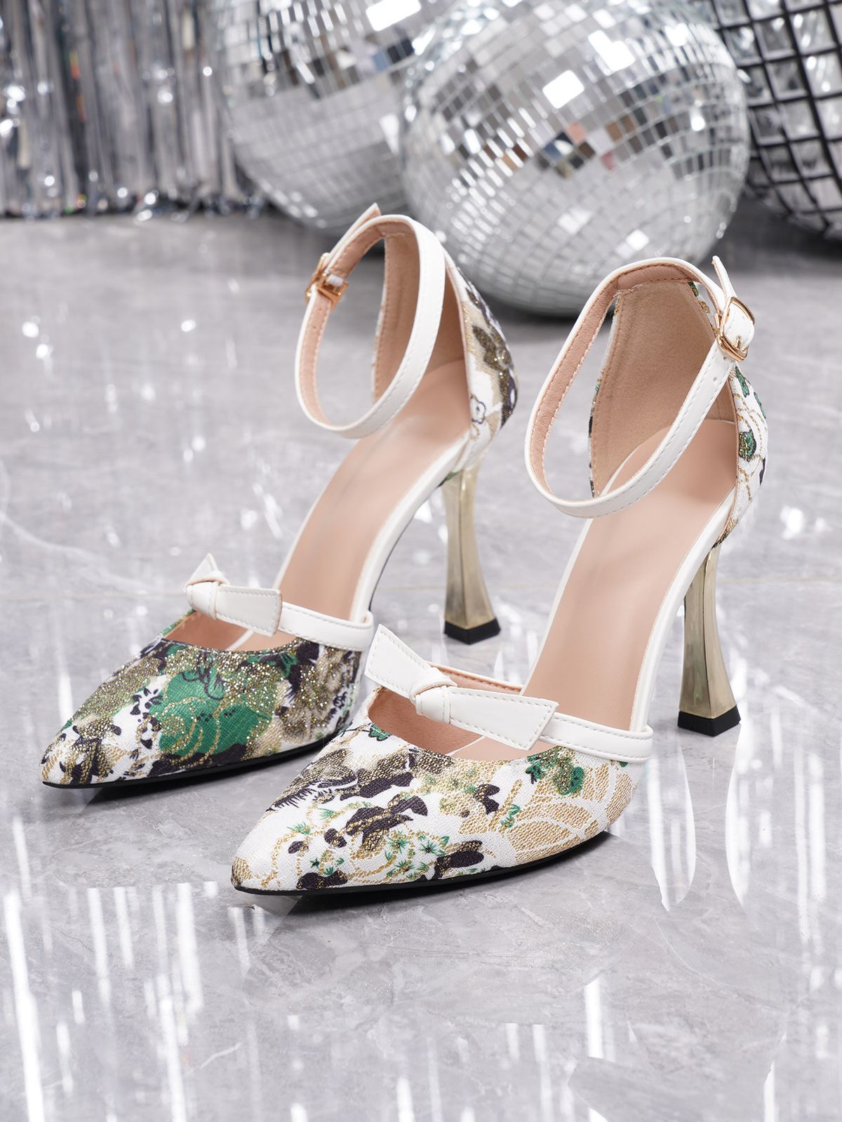 New Cross-border Spring-summer Floral Women's Shoes, Embroidered Shallow One-strap Toe Stiletto French Sandals, Pointed_vogvips.com