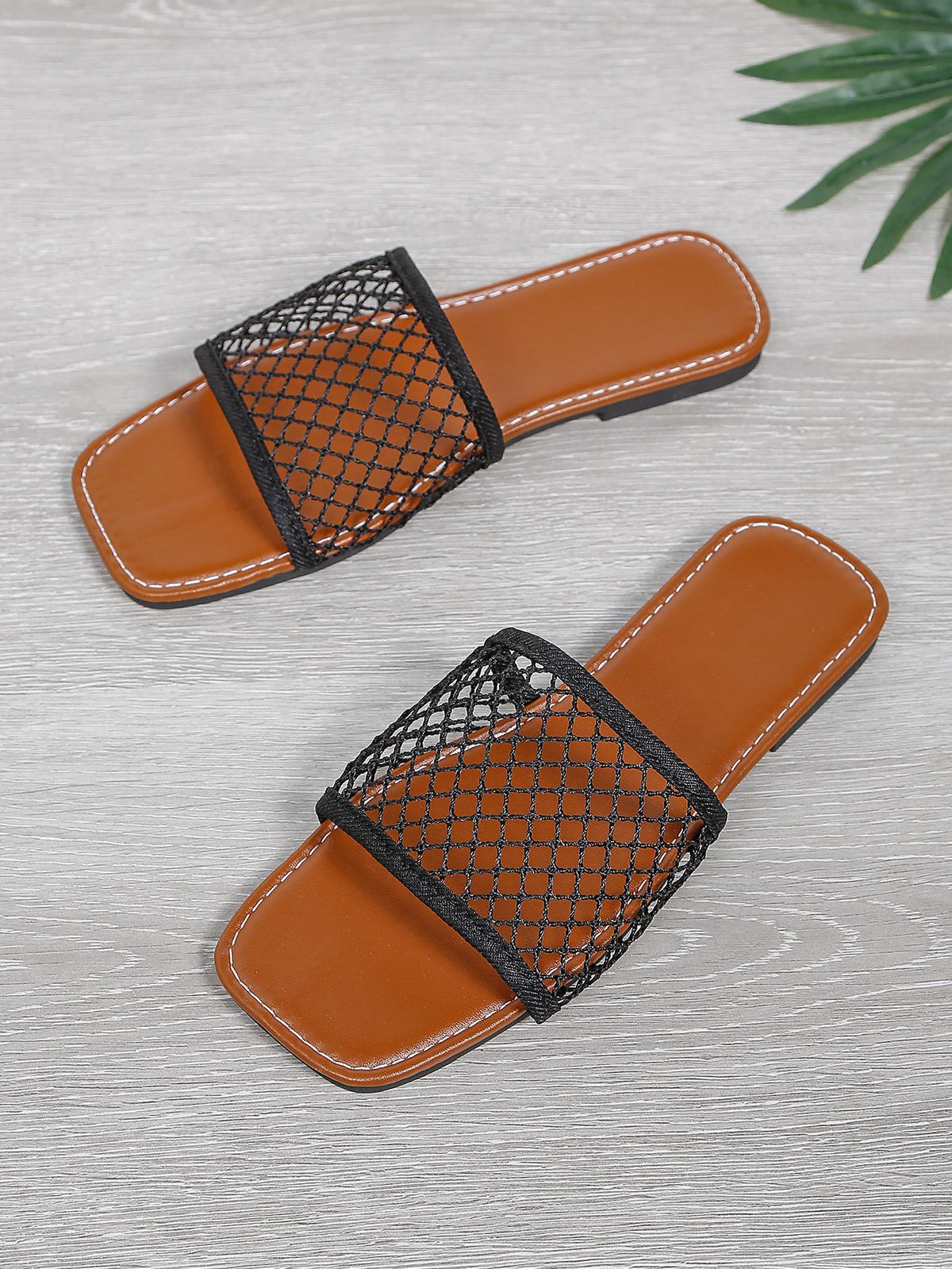 Women’s Shoes Large Size Women's Shoes Summer New Fashion One Line Square Head Mesh Flat Heel Sandals For Women_vogvips.com