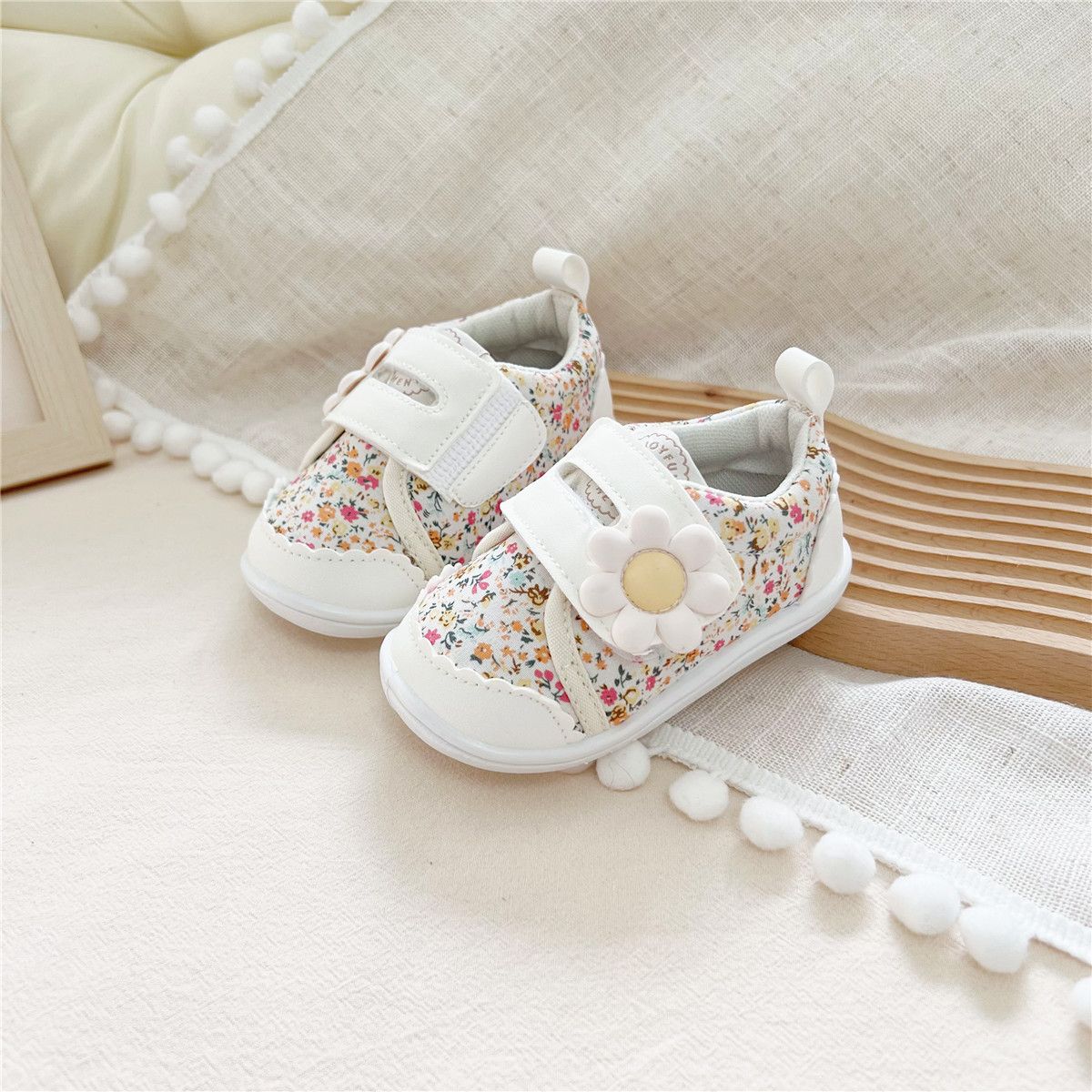 Japanee Export Brand Shengri Cheng Pring New Foret-Themed Baby Oft-Oled Toddler Hoe With Velcro For Boy And_vogvips.com