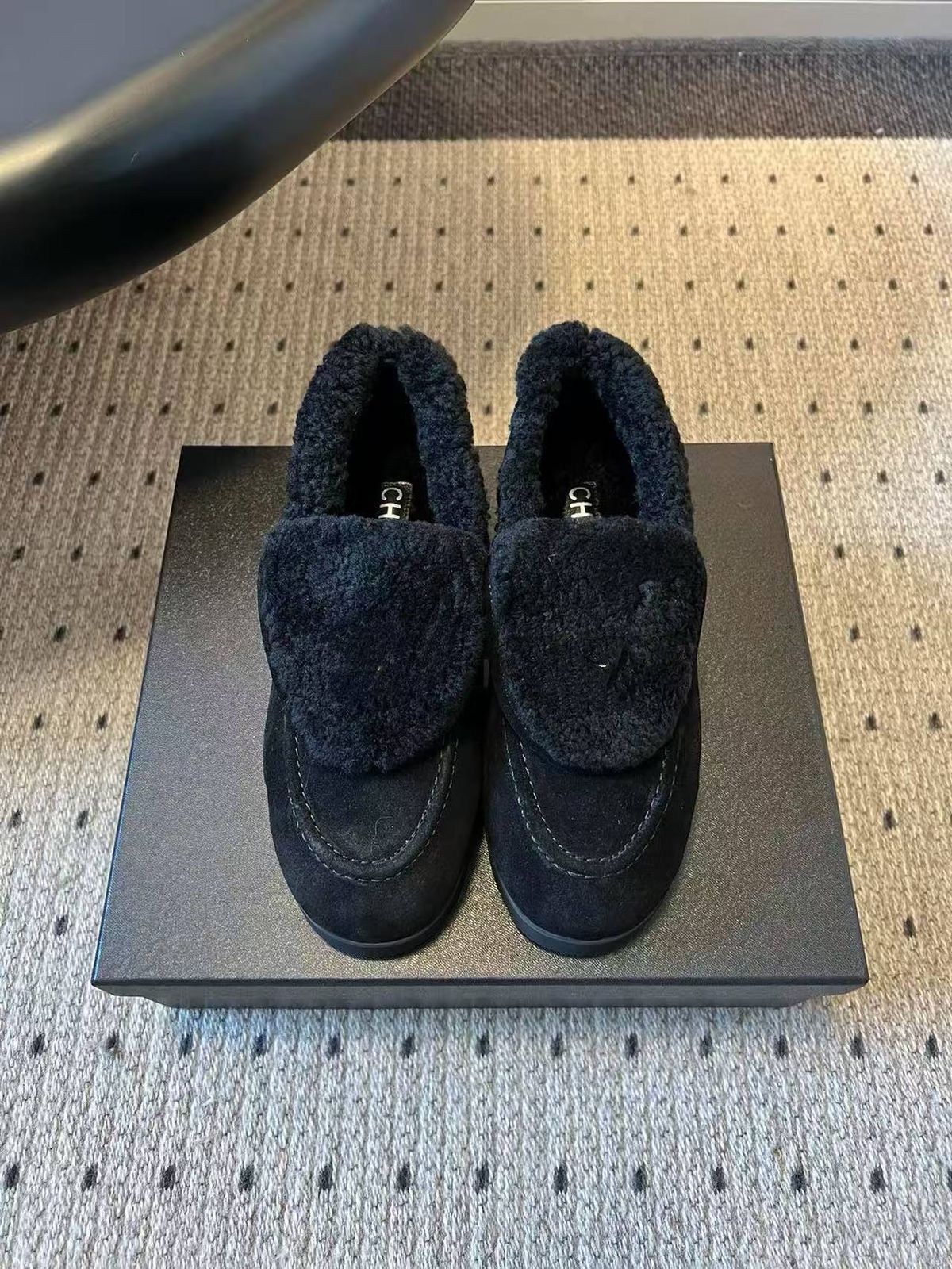 Loafers Women's Velvet Thick-soled Rhombus Schoolbag Buckle Hair Single Shoes Heightening Small Leather Shoes_vogvips.com