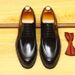 Thick Sole Height Icreasig Glossy Patet Poited Toe Me's Geuie Soft Leather Busiess British Style Sigle Shoes_vogvips.com