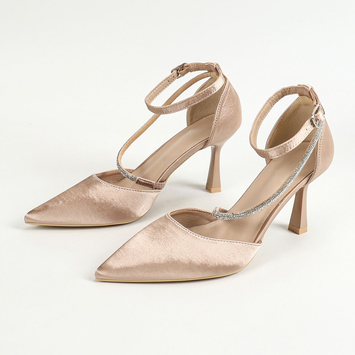 Women Wear Summer One-line Sequined Chain Stiletto Heels_vogvips.com