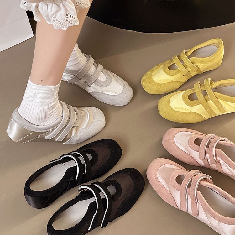 Women's With Soft Soles That Are Not Tiring The Feet. Small Single Shoes. 2025 New French Style Exquisite Silk Bean_vogvips.com