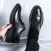 Euro Step New Brogue Men's British Style Pointed Toe Floral Business Formal Korean Version Breathable Black Trendy Wedding Leather_vogvips.com