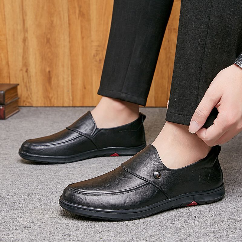 Men's Doudou Shoes Round Head Low-top Into Rubber Soft-soled Casual Leather Shoes_vogvips.com