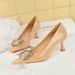 1961-K71 Fashionable Banquet Spring And Autumn Women's With Mid Heel Lacquer Leather Shallow Mouth Pointed Metal Water_vogvips.com