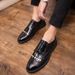 Euro Step 2019 Spring Men's British Style Fashion Korean Version Low-top Lace-up Brogue Casual Leather Shoes Large Size_vogvips.com
