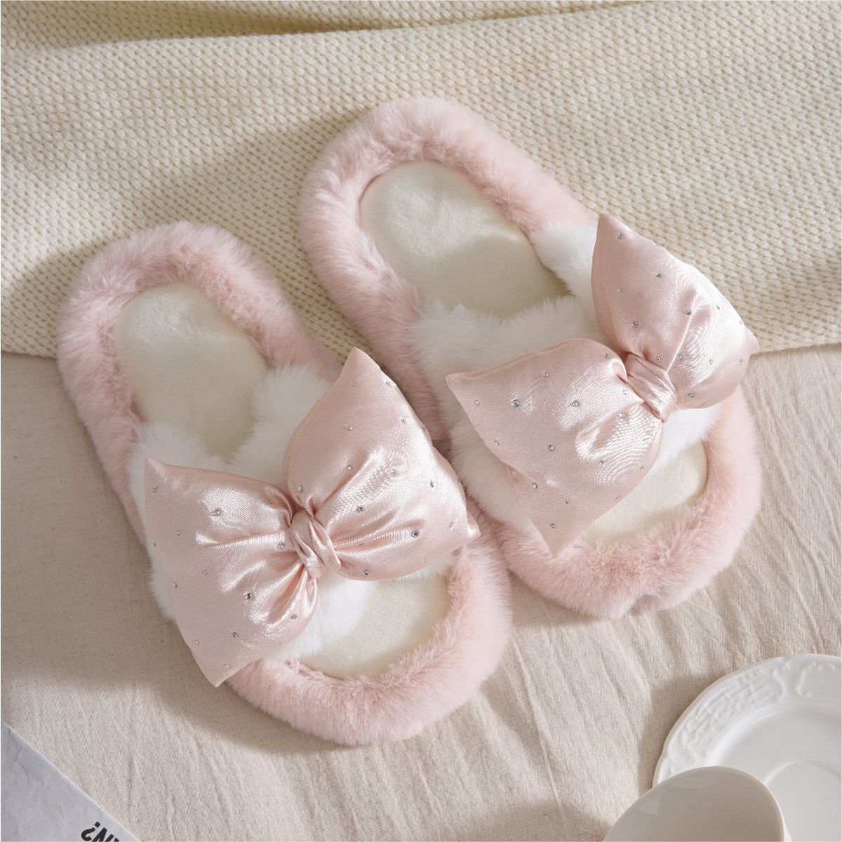 halluci Open-toe Rhinestone Bow Plush Warm Slippers, New Autumn And Winter Anti-slip Thickened Comfortable Cotton Slippers_vogvips.com