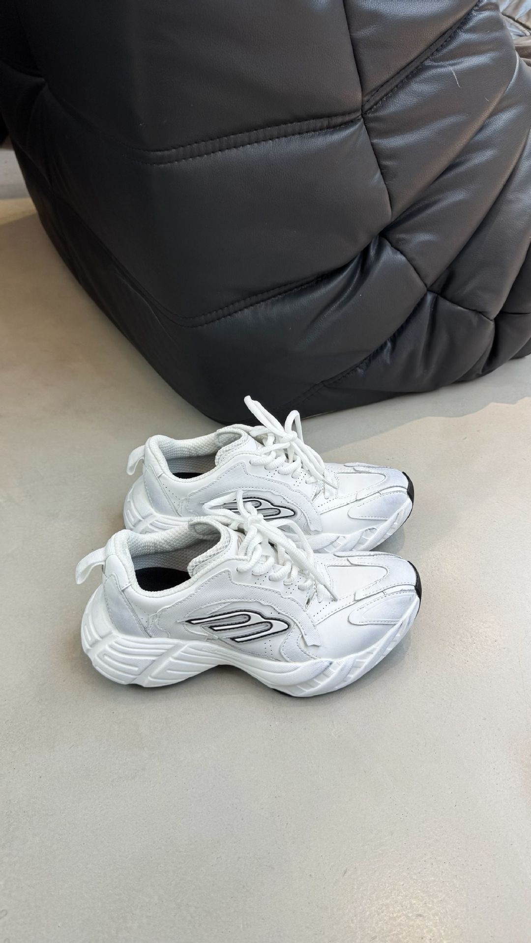 2025 Paris New Couple Casual Ceiling Quality Luxury Men's And Women's Sports Dad Shoes_vogvips.com