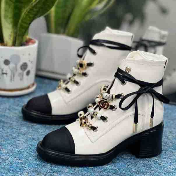 Color Matching Lace Up Short Boots High End Genuine Leather Martin Boots For Women Street Blasting Sweet And Cool Knight Boots_vogvips.com
