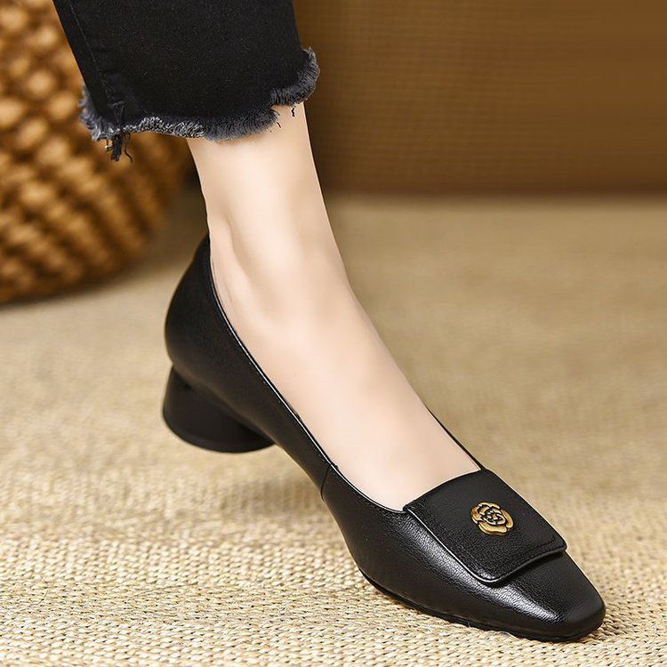 Camellia Square Head Shallow Mouth Thick Heel Single Shoes Women's Low Heel Comfortable Low Heel Soft Leather Shoes_vogvips.com